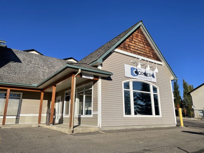 1 Bow Ridge Rd, Cochrane, AB for lease - Primary Photo - Image 1 of 6