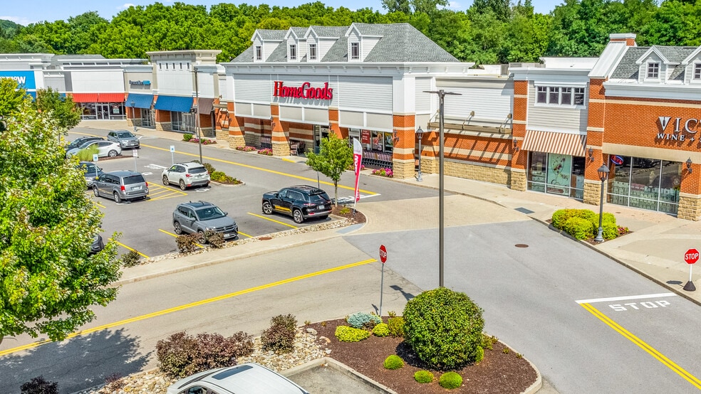 439-441 Commerce Dr, Victor, NY for lease - Building Photo - Image 3 of 12