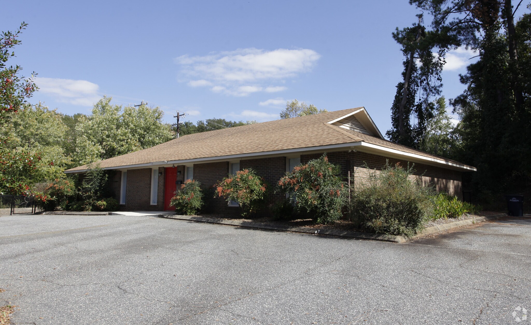 106 Pelham Ln, Anderson, SC for sale Primary Photo- Image 1 of 1