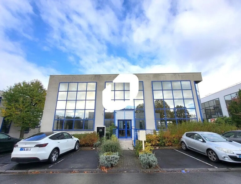 Office in VILLENEUVE-D'ASCQ for lease - Building Photo - Image 1 of 10