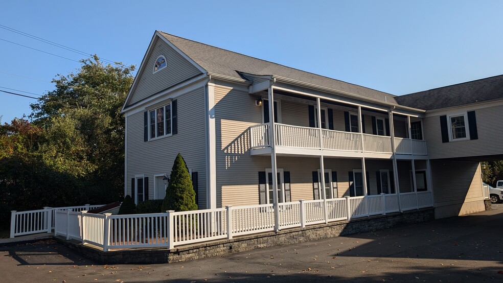 123 Elm St, Old Saybrook, CT for lease - Building Photo - Image 3 of 7