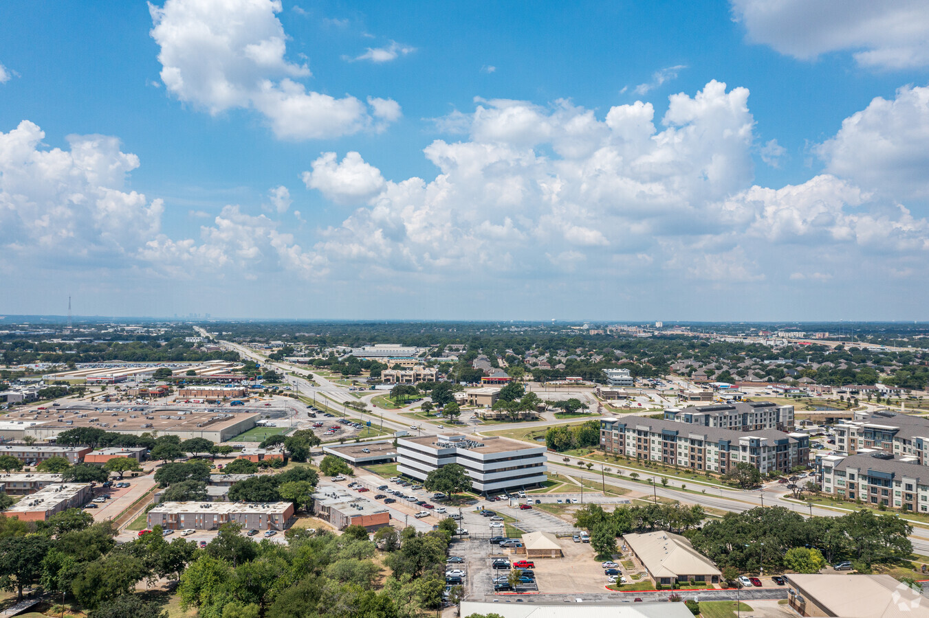 1001 W Euless Blvd, Euless, TX 76040 - Grand Tower | LoopNet