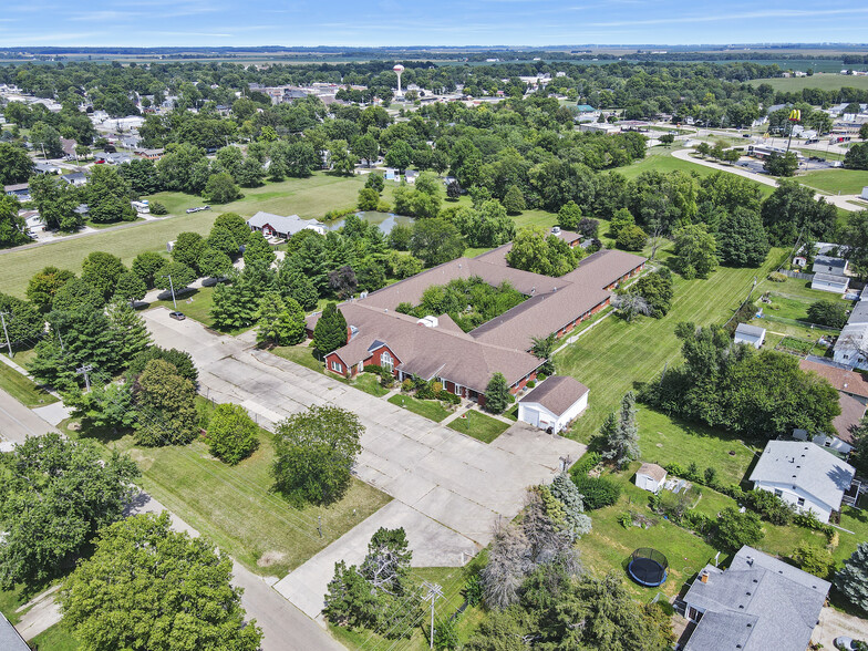 509 S Buck Rd, Le Roy, IL for sale - Building Photo - Image 1 of 22