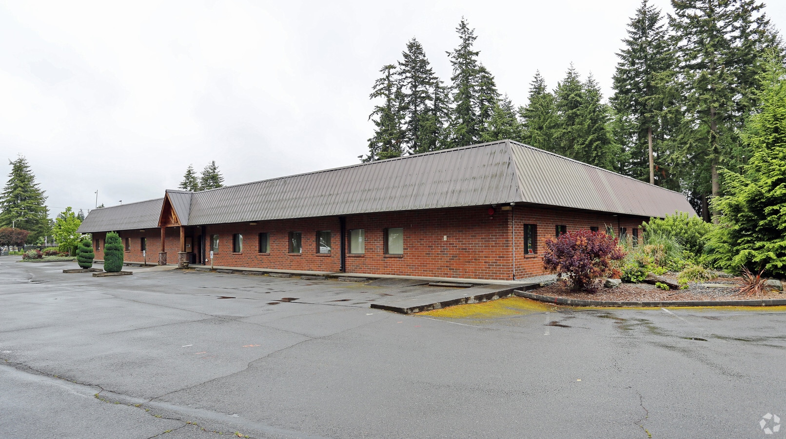 3310 Smokey Point Dr, Arlington, WA 98223