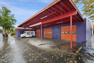 209 S Sequim Ave, Sequim WA - Automotive Property