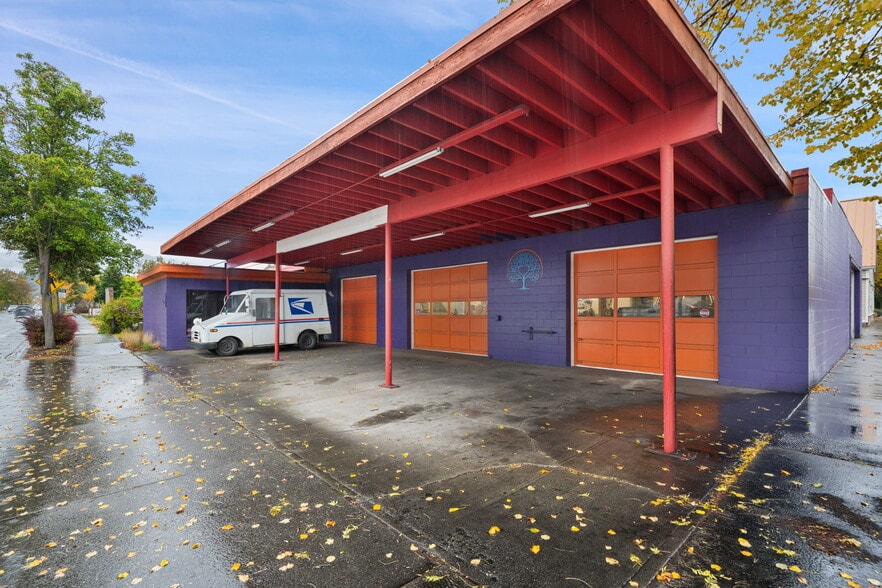 209 S Sequim Ave, Sequim, WA for lease - Building Photo - Image 1 of 36