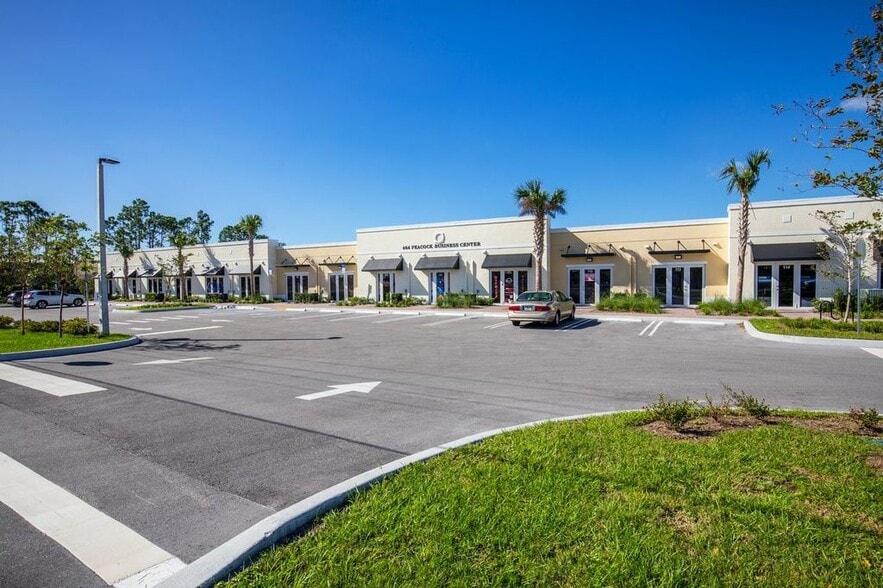 460 NW Stadium Blvd, Port Saint Lucie, FL for lease - Building Photo - Image 2 of 12