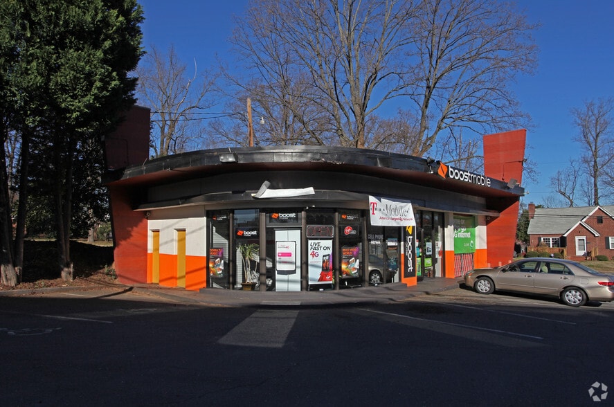 1926 S Tryon St, Charlotte, NC for lease - Primary Photo - Image 1 of 5