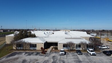 2817 Braswell Dr, Fort Worth, TX for lease Building Photo- Image 1 of 7
