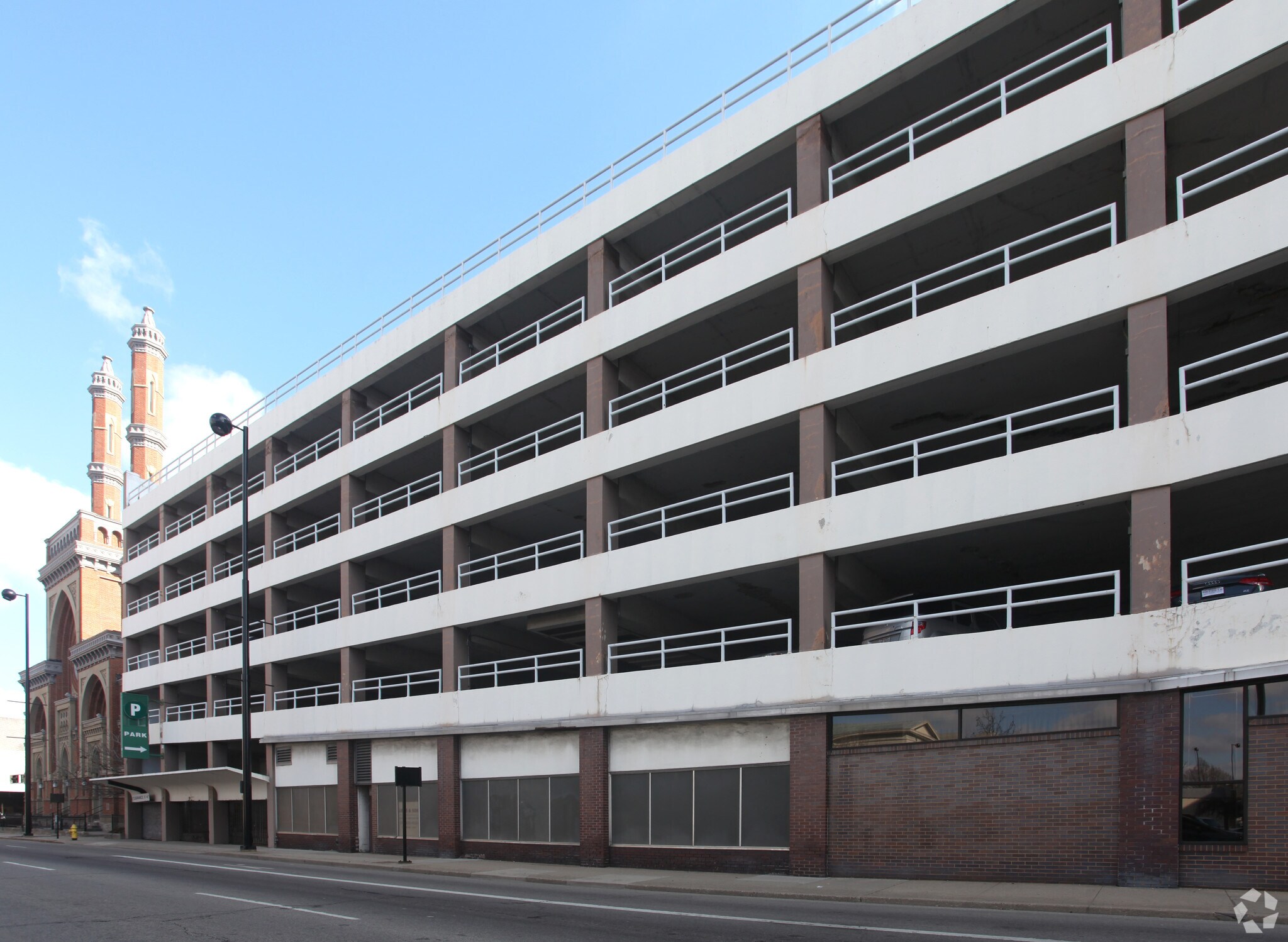 222 W 7th St, Cincinnati, OH for sale Primary Photo- Image 1 of 1