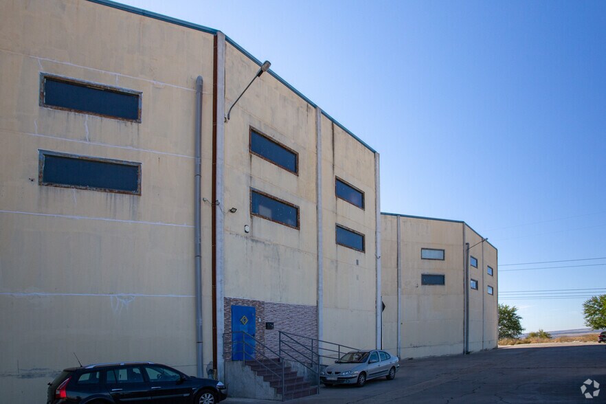 18 Calle Monte Naranco, Seseña, Toledo for sale - Building Photo - Image 3 of 3