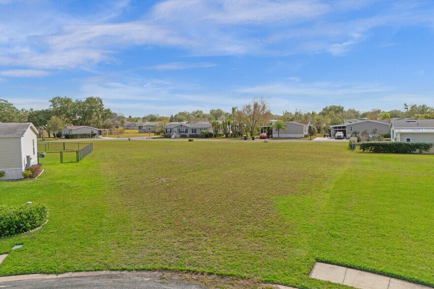 25001 Alamanda Dr, Astatula, FL 34705 The Meadows of Astatula