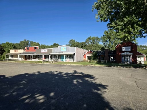 1415-1427 S Milford Rd, Highland, MI for lease Building Photo- Image 1 of 4