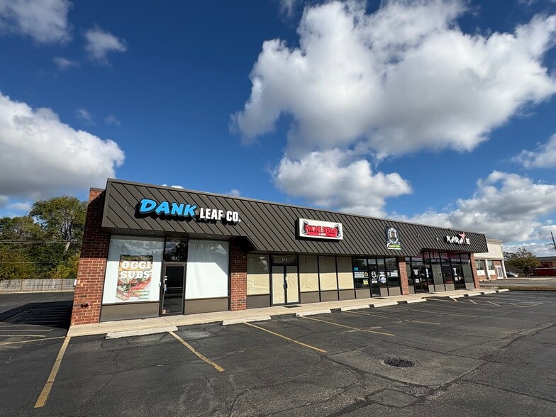 406-414 W Ogden Ave, Downers Grove, IL for sale - Building Photo - Image 2 of 5