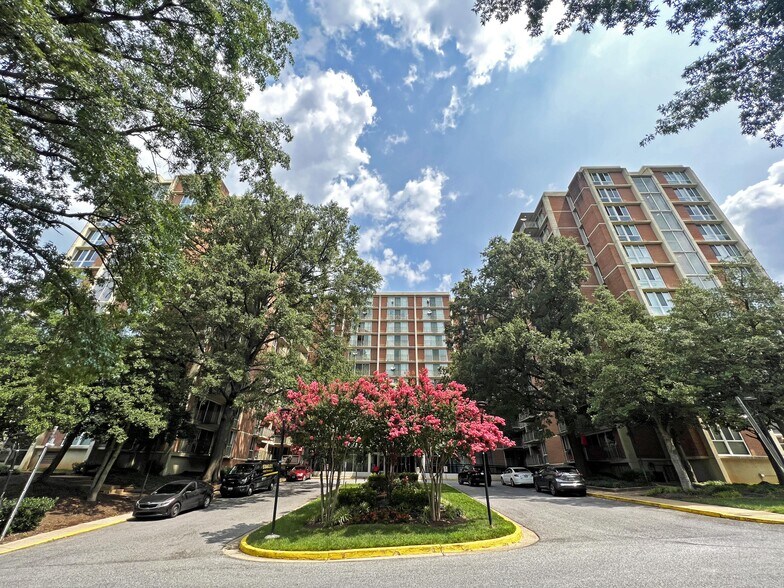 2300 Good Hope Rd SE, Washington, DC 20020 Marbury Plaza