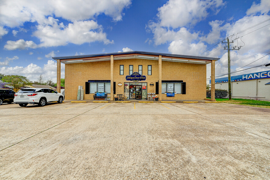 8380 Spencer Hwy, La Porte, TX for sale - Building Photo - Image 1 of 14