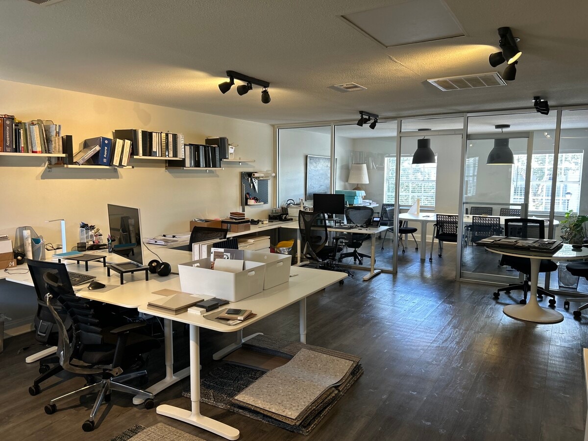 4868 W Gandy Blvd, Tampa, FL 33611 - Unit 4836 4838 - - Interior Photo - Image 1 of 10