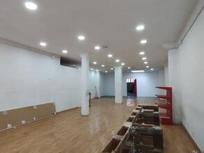 Retail in Sabadell, Barcelona for lease Interior Photo- Image 2 of 5