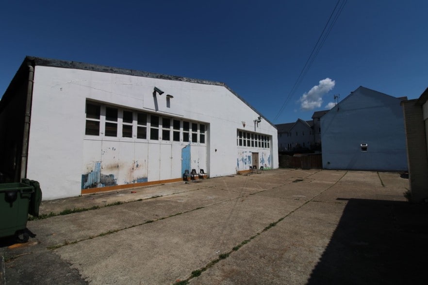 36A Coombe Valley Rd, Dover for sale - Primary Photo - Image 1 of 1