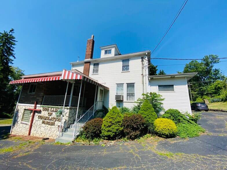 837 Wood St EXT, Nemacolin, PA 15351