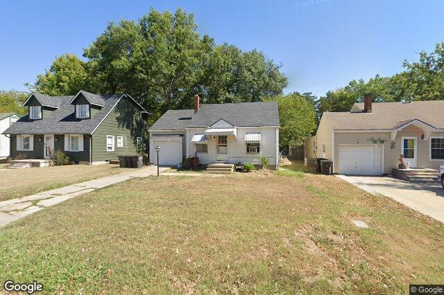2074 S Johnstone Ave, Bartlesville, OK for sale - Primary Photo - Image 1 of 1