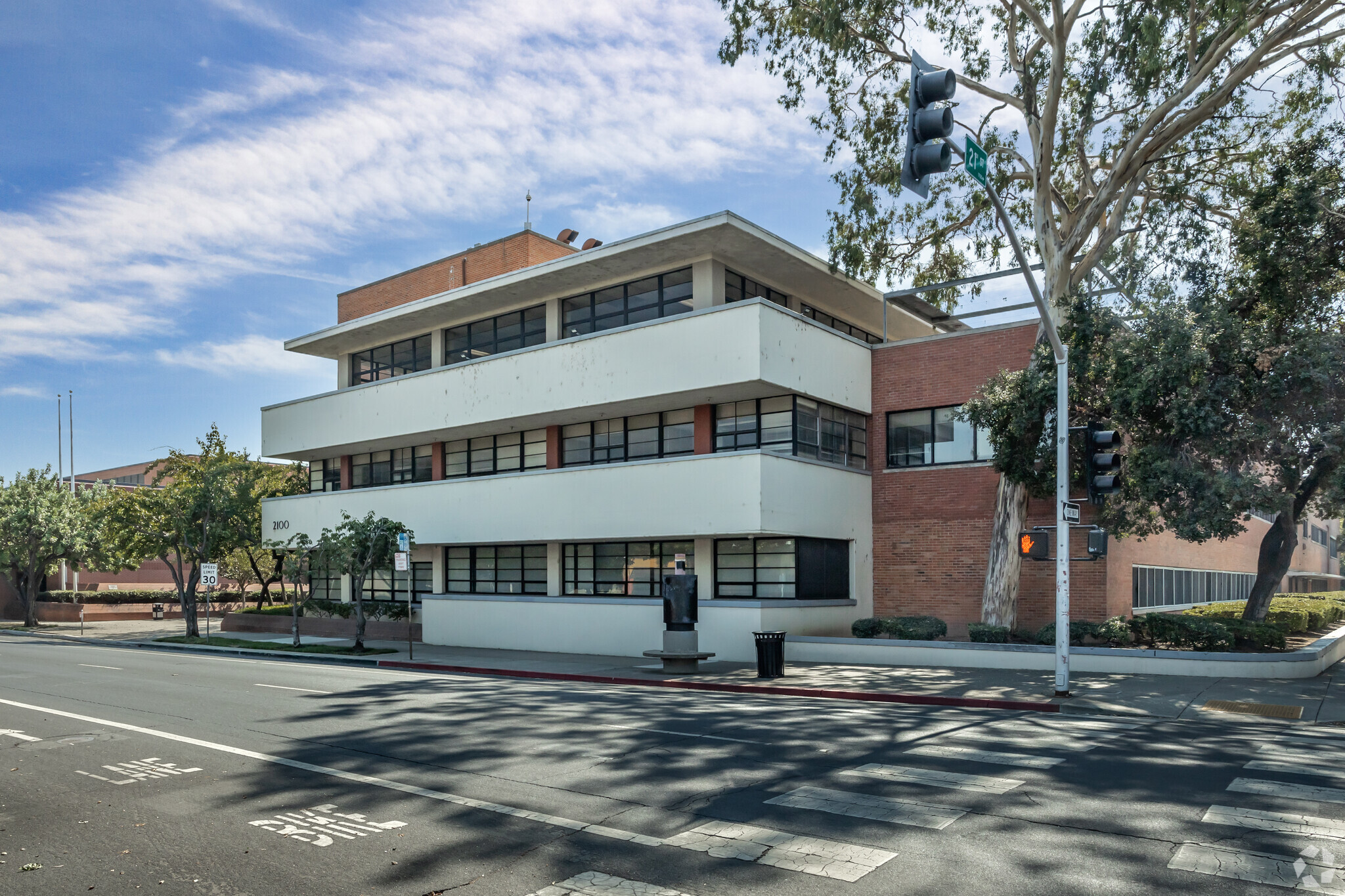 2100 Q St, Sacramento, CA for sale Primary Photo- Image 1 of 1