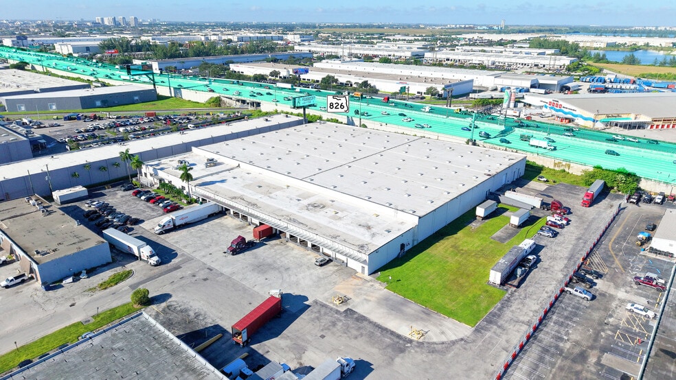 8150 NW 76th Ave, Medley, FL for lease - Building Photo - Image 3 of 5