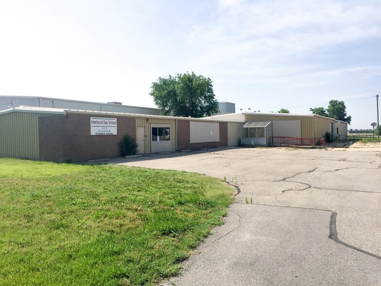 401 Industrial Rd, Goddard, KS for sale - Building Photo - Image 1 of 1