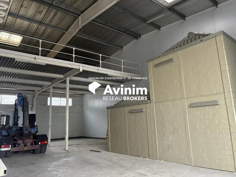 Industrial in Gémenos for lease - Interior Photo - Image 2 of 5