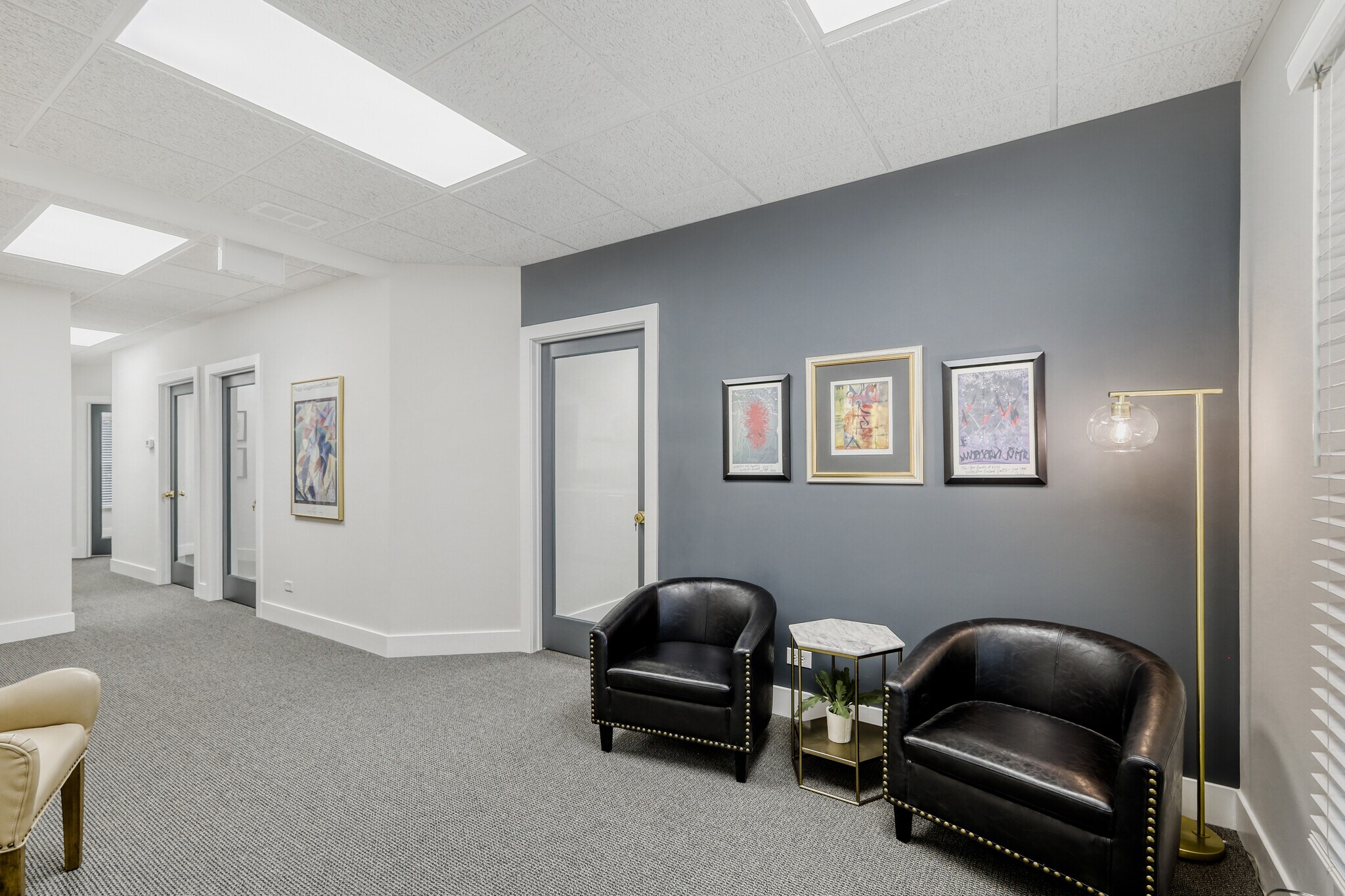 610 W Roosevelt Rd, Wheaton, IL for lease Interior Photo- Image 1 of 1