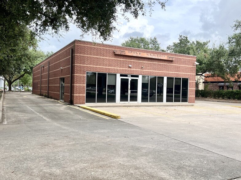 5727 Highway 6, Missouri City, TX for lease - Building Photo - Image 2 of 9