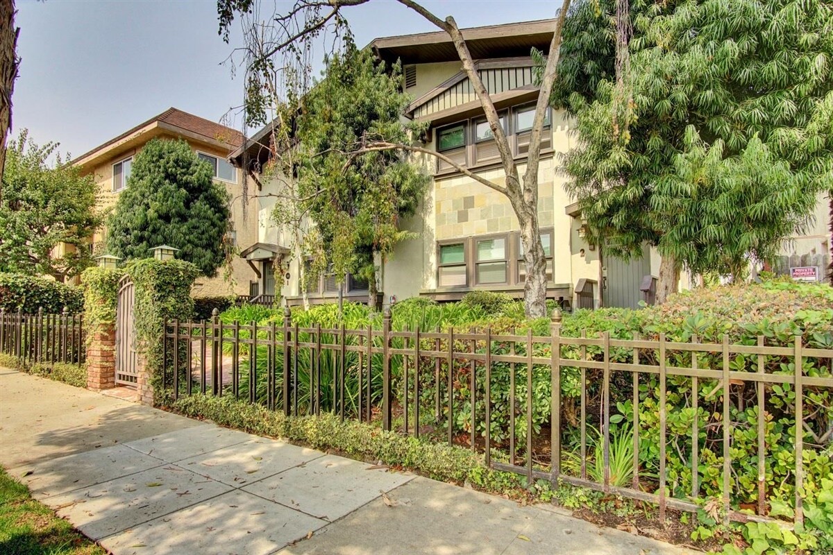 1511 12th St, Santa Monica, CA for sale Building Photo- Image 1 of 1