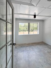 1881 Howell Mill Rd NW, Atlanta, GA for lease Interior Photo- Image 1 of 1