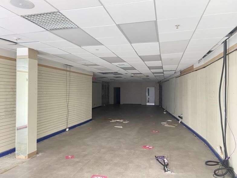 22 Highgate, Kendal for lease - Interior Photo - Image 3 of 5