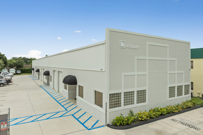 More details for 490 Business Park Way, Royal Palm Beach, FL - Office, Industrial for Lease