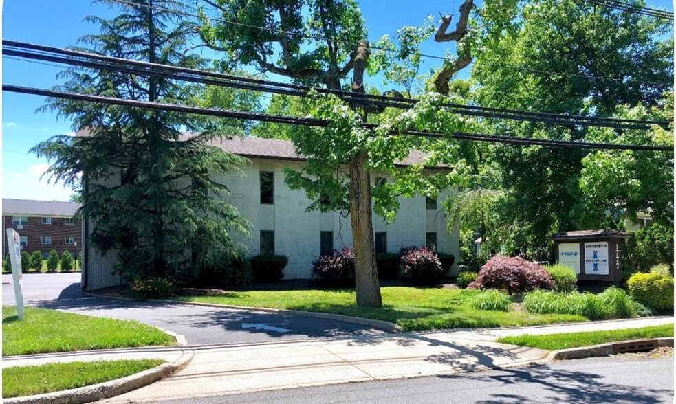 1777 Klockner Rd, Hamilton, NJ 08619