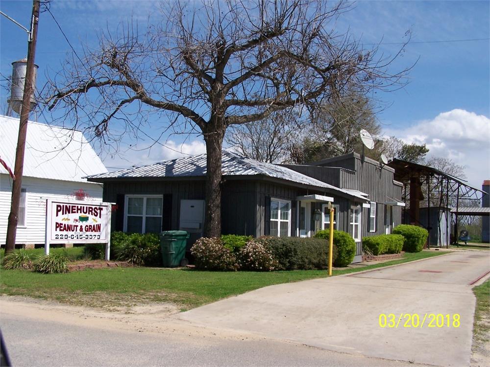 490 Cypress Ave, Pinehurst, GA for sale Primary Photo- Image 1 of 1