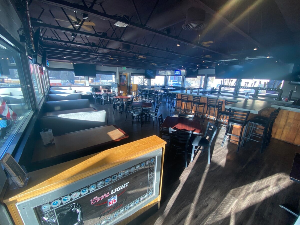 1396 E State St, Eagle, ID 83616 State Street Grill