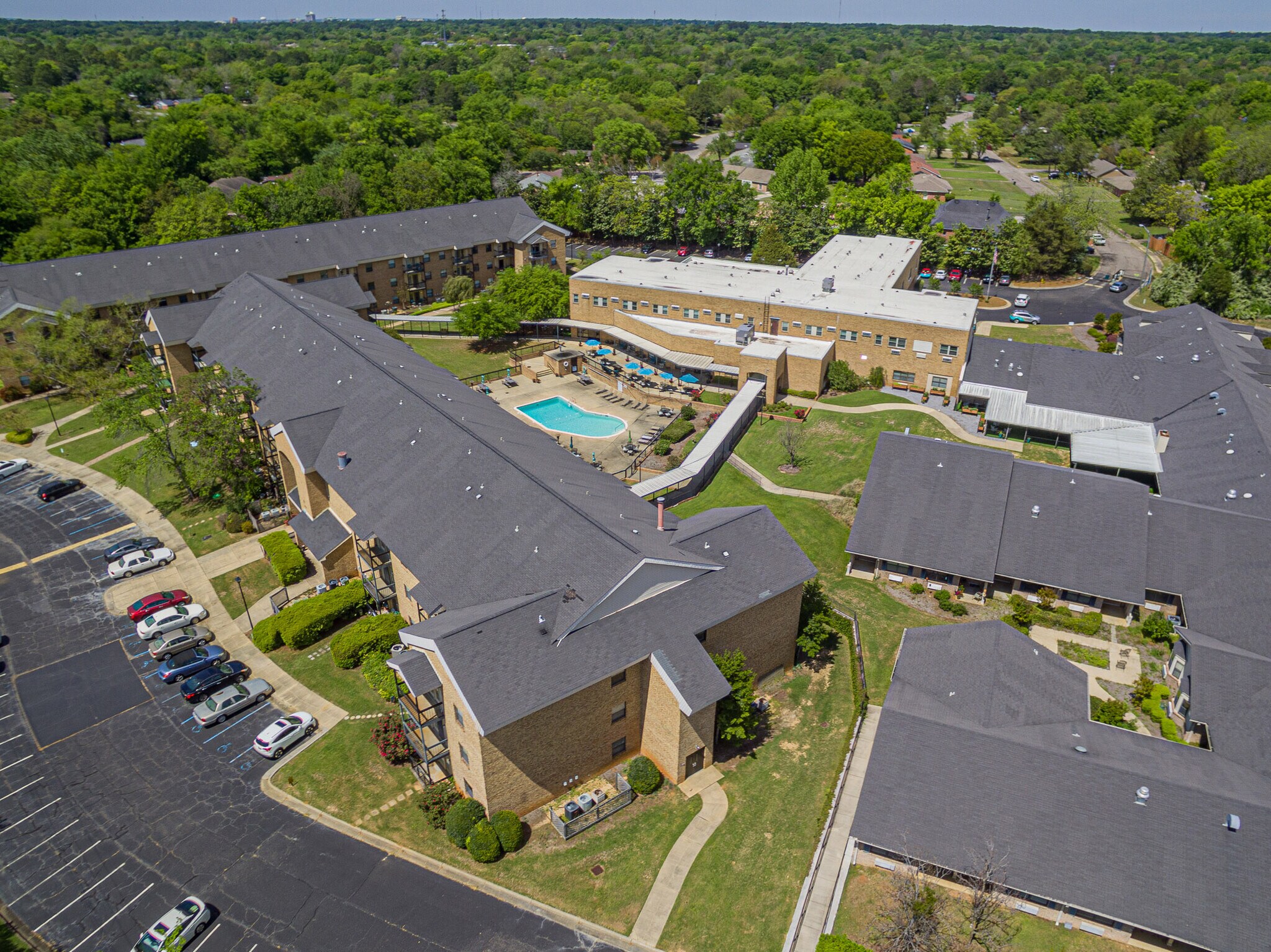 4000 Fieldcrest Dr, Montgomery, AL for sale Primary Photo- Image 1 of 1