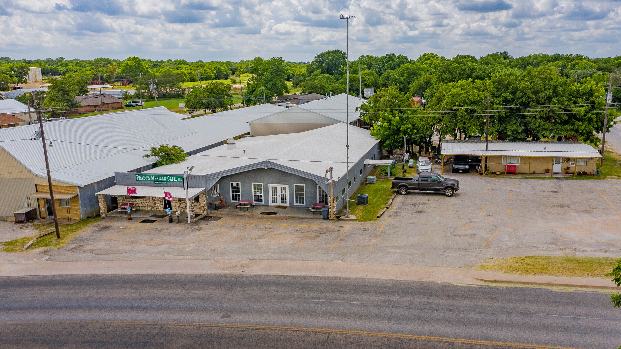 424 N Texas St, De Leon, TX for sale Building Photo- Image 1 of 41