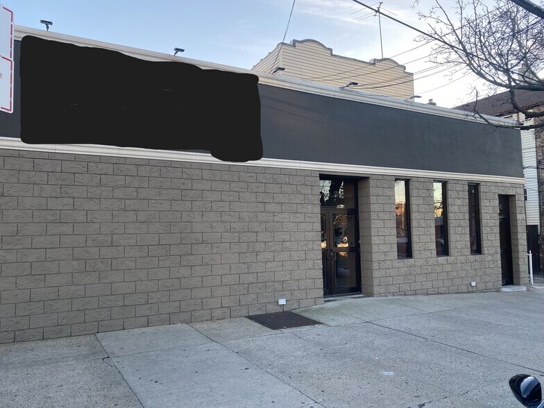 1908 Allerton Avenue, Bronx, NY 10469 Farenga