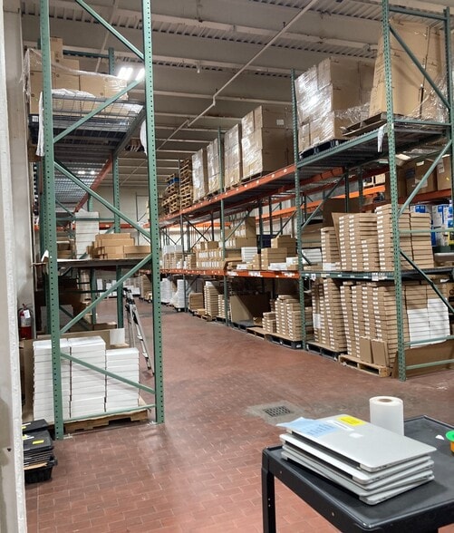 1101-1113 Jefferson Ave, Elizabeth, NJ for lease - Building Photo - Image 2 of 10