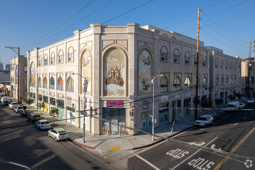 810 E Pico Blvd, Los Angeles, CA for lease - Primary Photo - Image 1 of 6