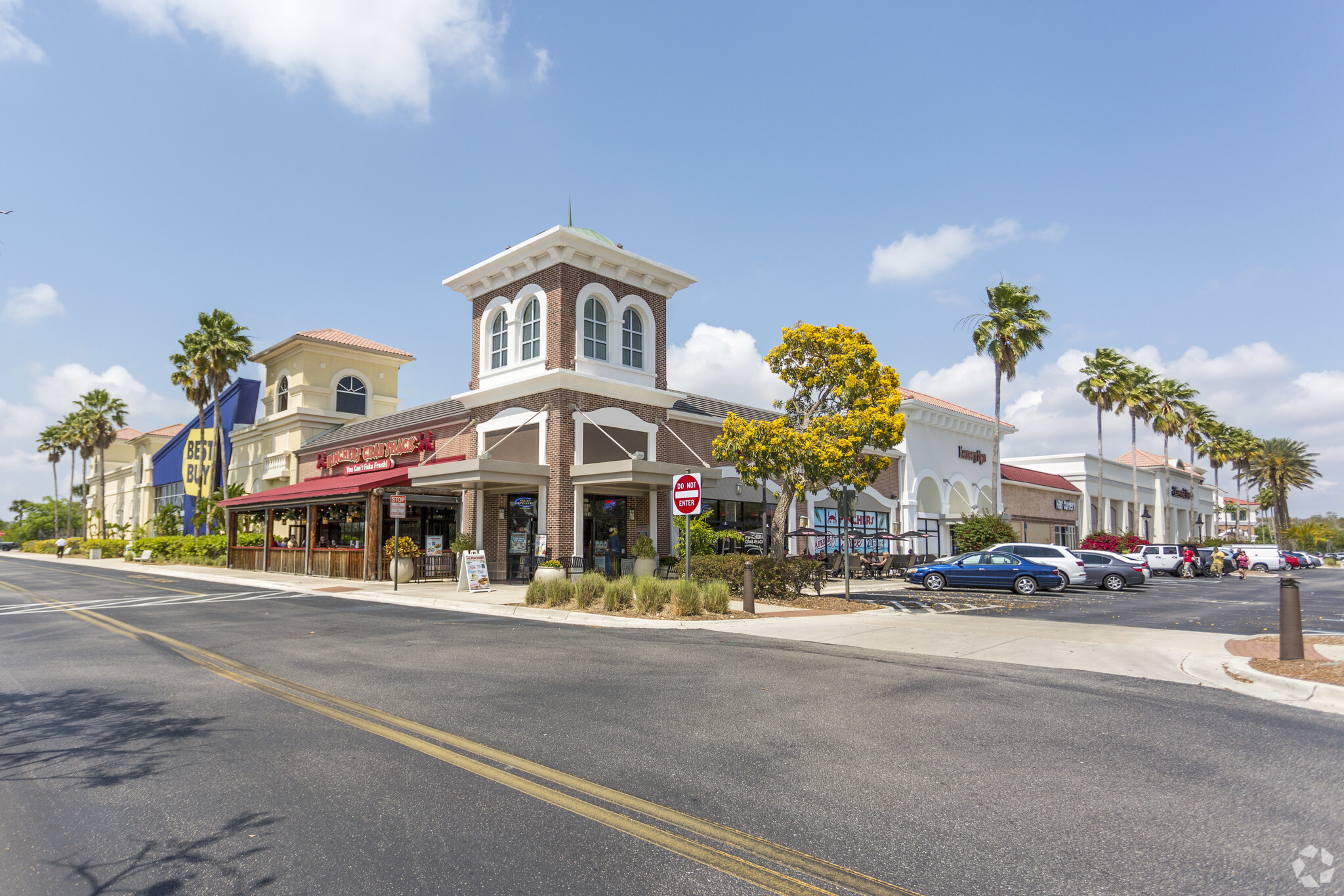 10012 Gulf Center Dr, Fort Myers, FL for lease Building Photo- Image 1 of 10