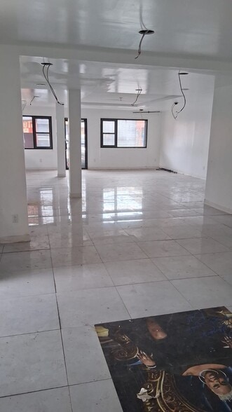 290 Barbey St, Brooklyn, NY for lease - Building Photo - Image 3 of 6