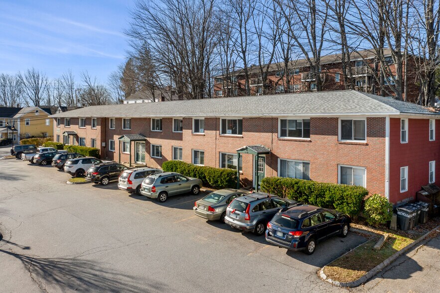 4 Main St, Durham, NH 03824 46 Main St, Durham, NH 03824