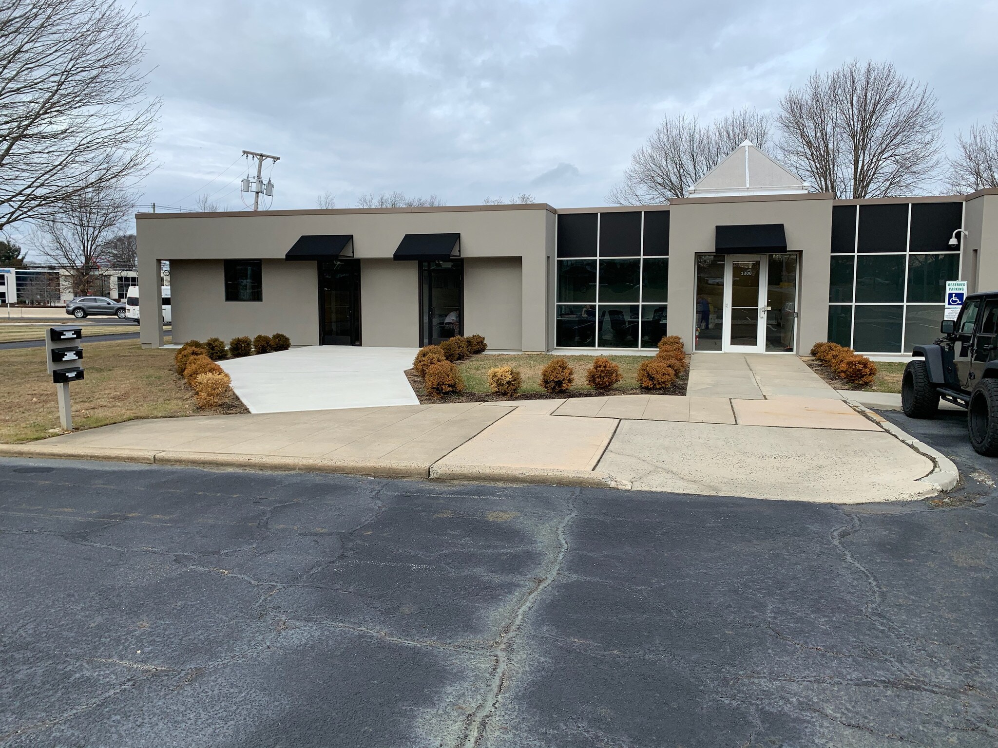 155 Middle Rd, Hazlet, NJ 07730 Hazlet Bank/Medical Office