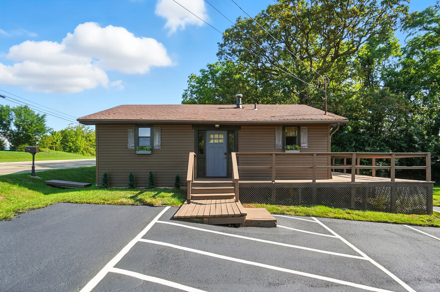 7826 Columbia Rd, Maineville, OH for sale - Building Photo - Image 1 of 18