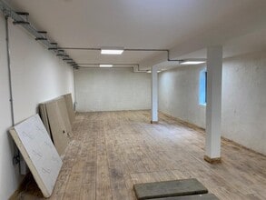 13 Brown St, Salisbury for lease Interior Photo- Image 2 of 5