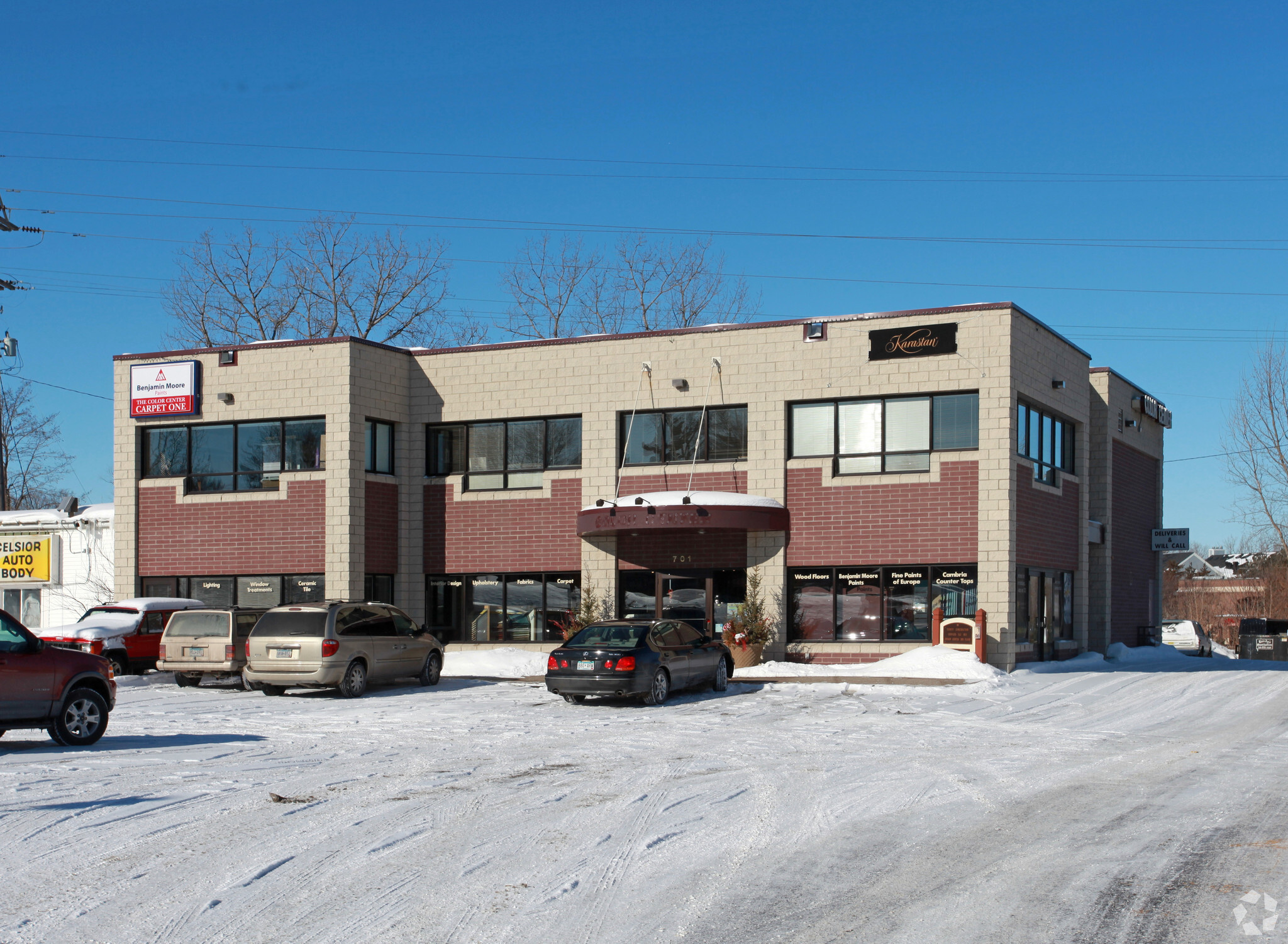 701 Highway 7, Excelsior, MN for sale Primary Photo- Image 1 of 1